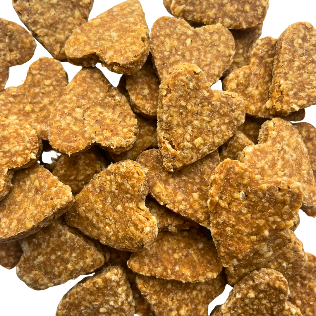 Banana & Peanut Butter Heart Dog Biscuits 100g
